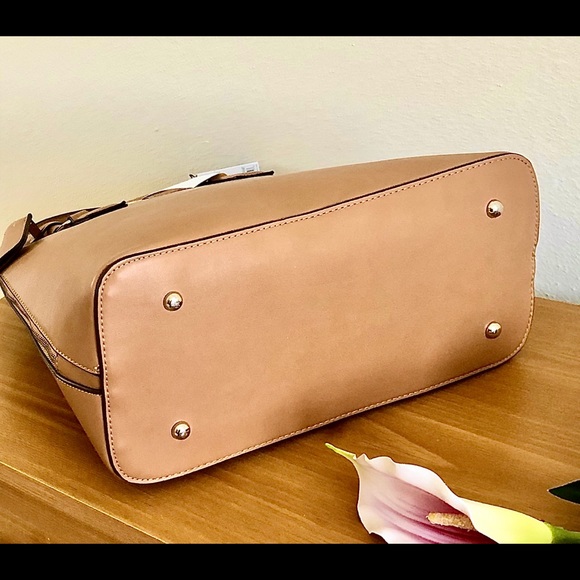 NWT - ADRIENNE VITTADINI Dome Satchell Handbag - Picture 6 of 8